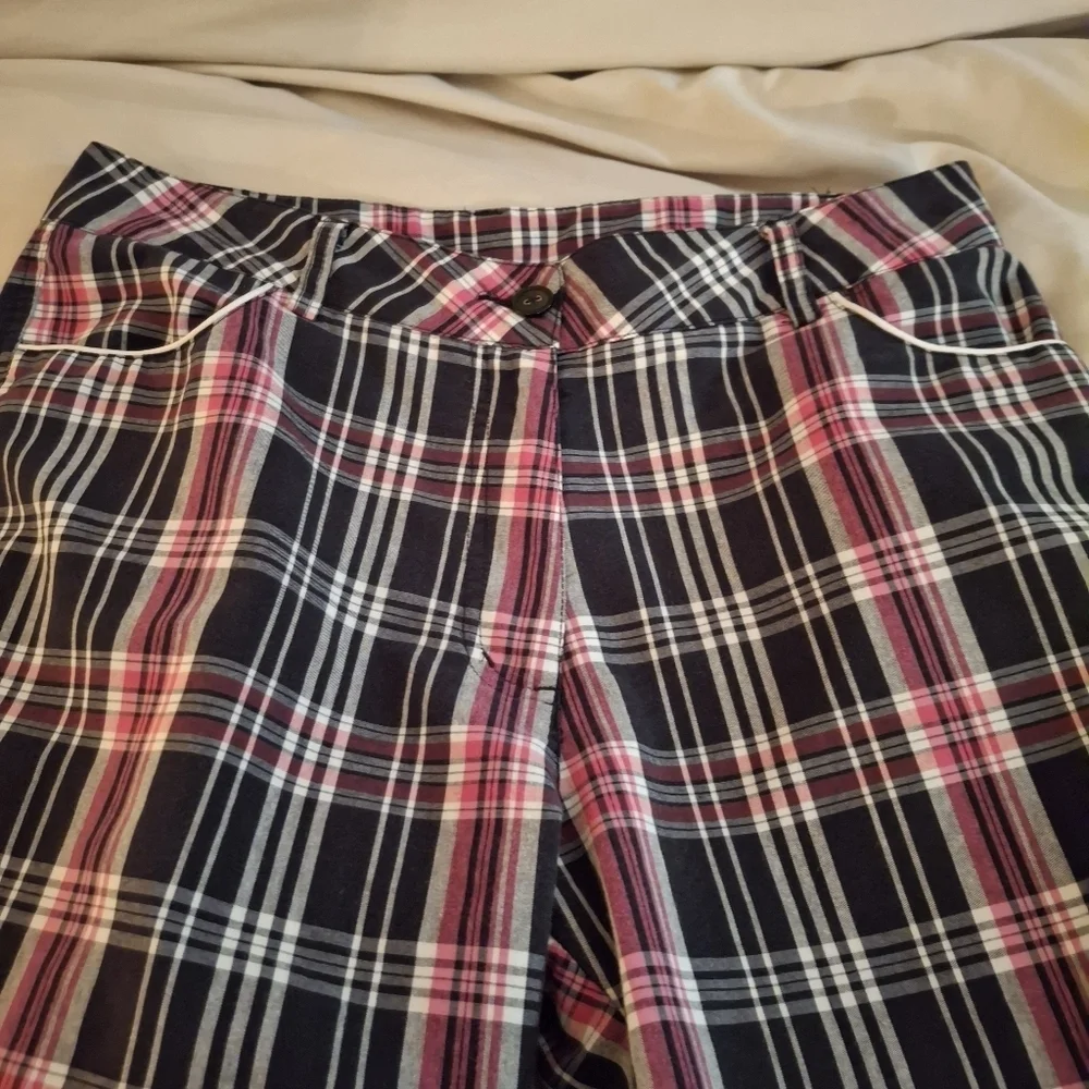 Emerald 18 stylish plaid